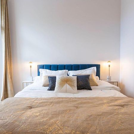 Modern 2-Br Apartment In The Heart Of كان المظهر الخارجي الصورة